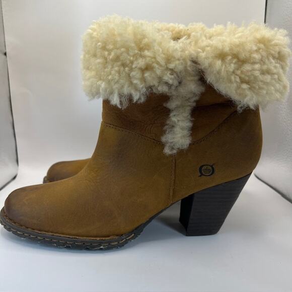 Born Boots Donna Booties Womens 8.5 Cognac Brown Leather Sherpa Lined Block Heel - Picture 4 of 10